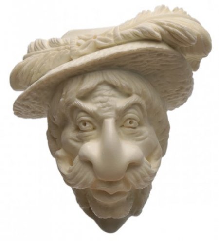 AKB Meerschaum: Carved Man in Hat (Auay) (with Case)