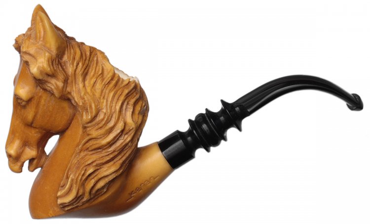 AKB Meerschaum: Carved Horse (Kenan) (with Case)