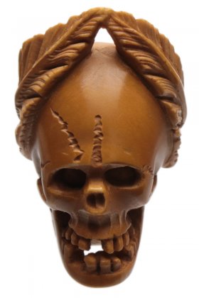AKB Meerschaum: Carved Skull (with Case)