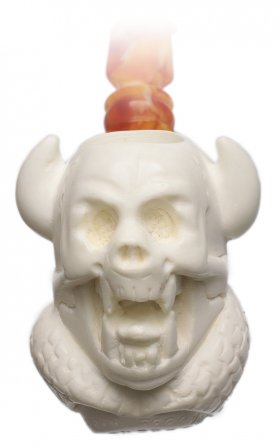 AKB Meerschaum: Carved Horned Skull (with Case)