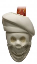 AKB Meerschaum: Carved Skull with Beret (with Case)